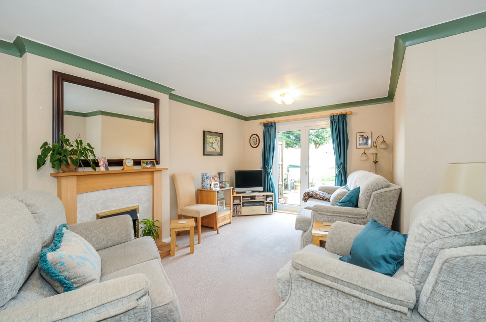 Property for Sale, Birdham 85 Crooked Lane Baileys Estate Agent